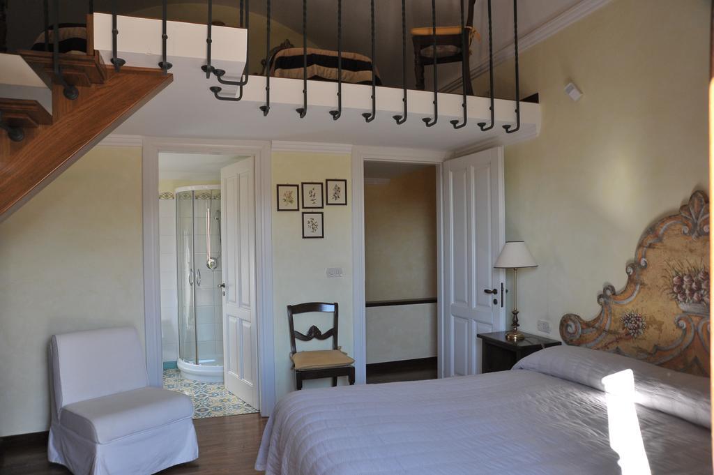 Relais Casabella Guest House Martina Franca Exterior photo