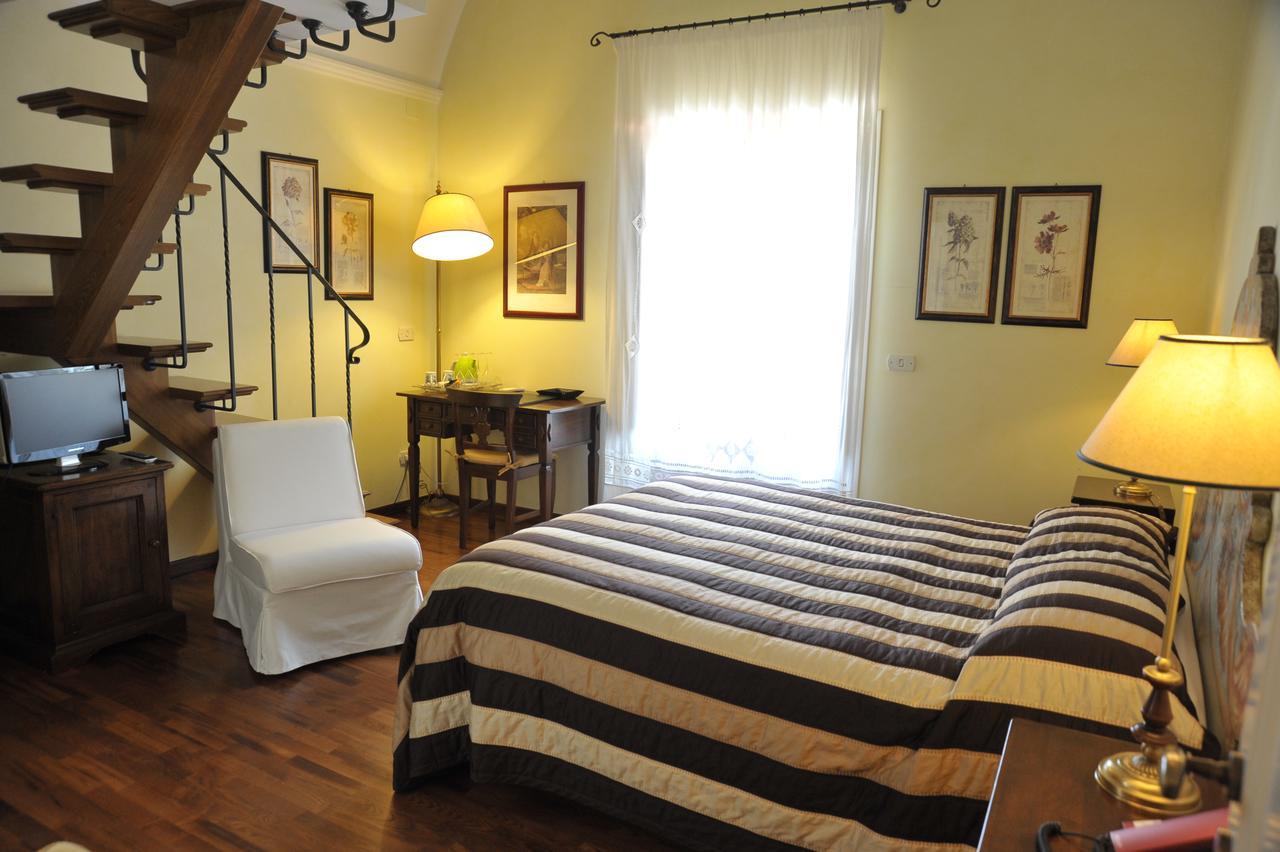 Relais Casabella Guest House Martina Franca Exterior photo